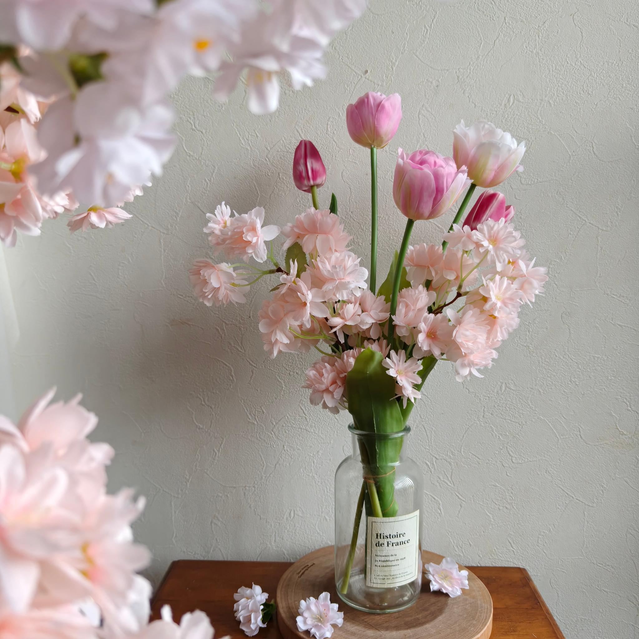 桜とチューリップのブーケ　ひなまつり2026 インテリア　お祝い花　入学祝い　母の日　店舗装飾　桜2026 新作20261枚目の画像